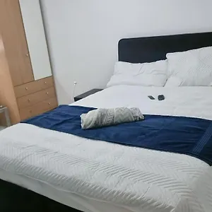 Entire-2 Bedroom With Driveway,1free Parking Nottingham